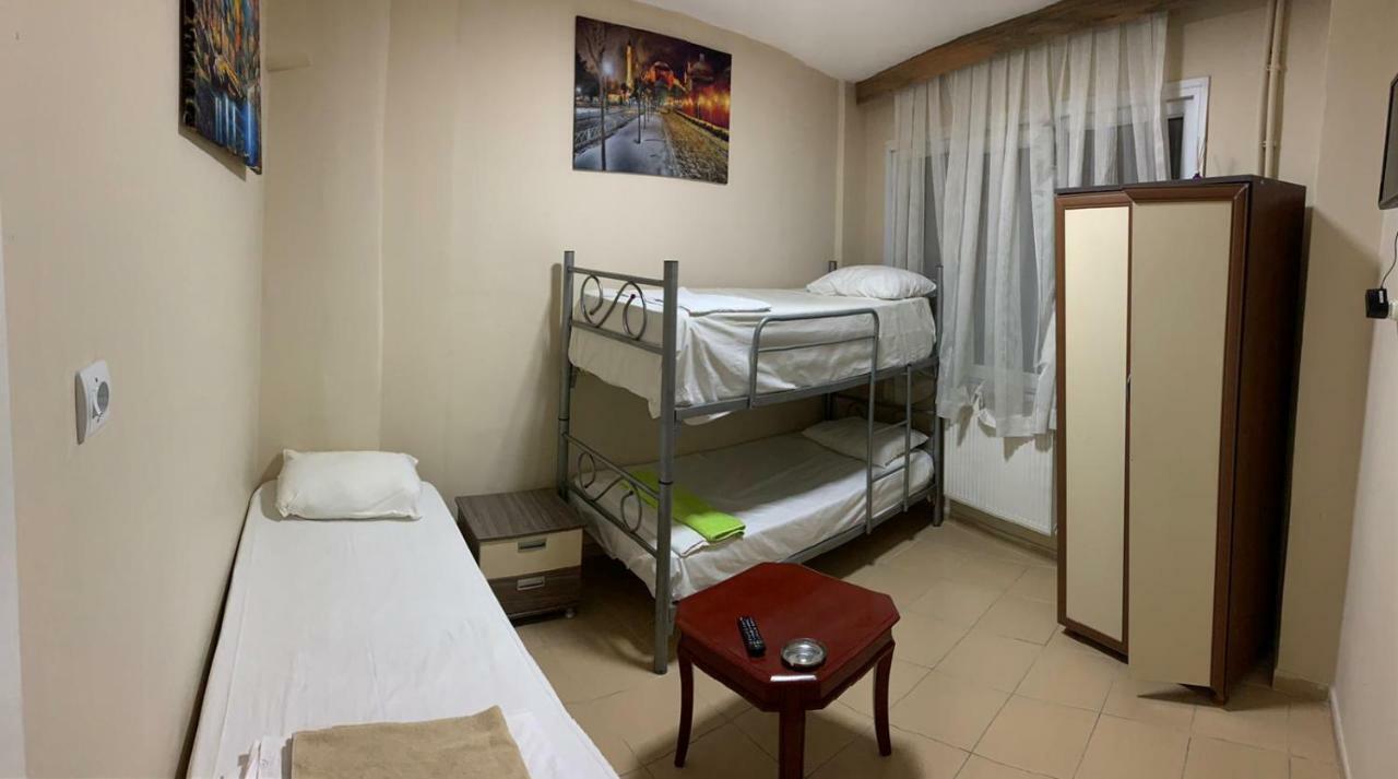 Hayat Pansiyon Albergue Estambul Exterior foto