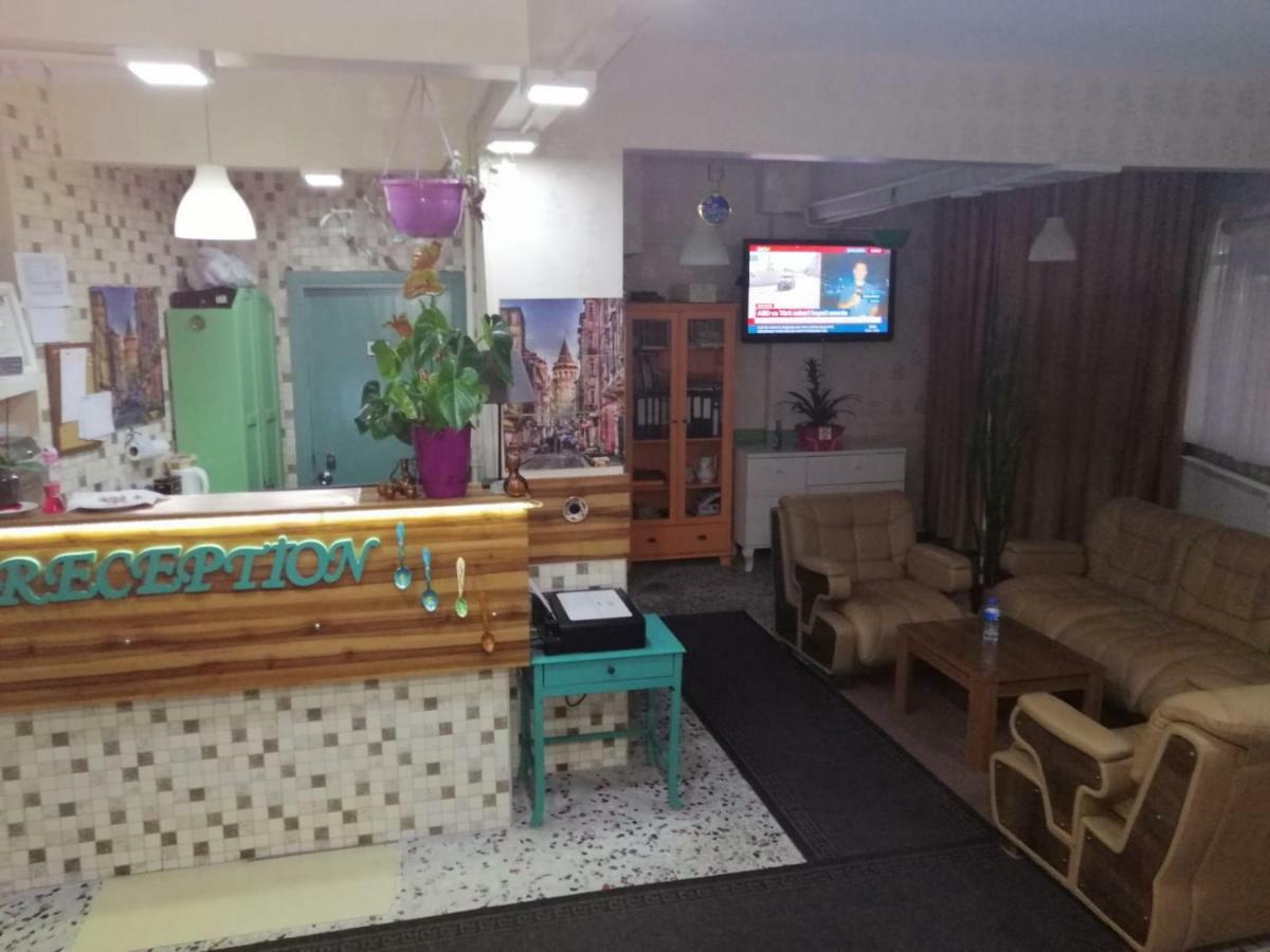 Hayat Pansiyon Albergue Estambul Exterior foto
